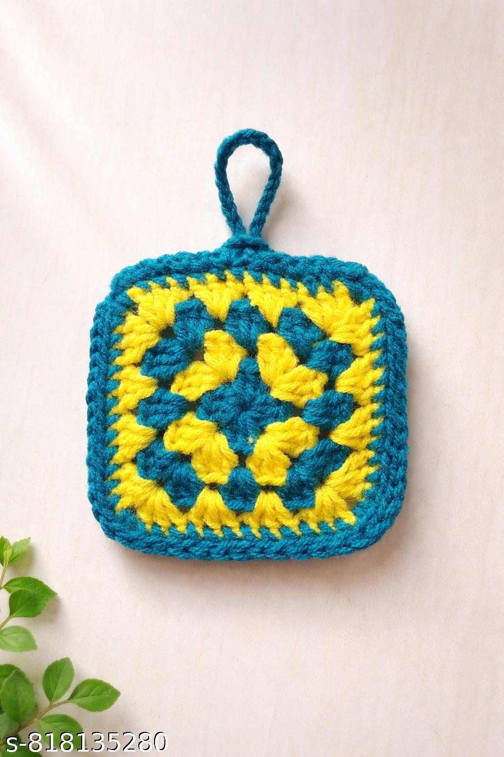 Handmade Crochet Mini Coin Pouch | Small Crochet Purse | Yarn Coin Holder