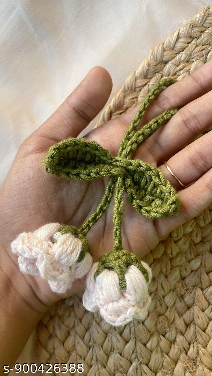 Premium Handmade Crochet Lily of the Valley Keychain – Aesthetic Floral Bag Charm, hair tie & Car Mirror Hanging Accessory (Set of 1)